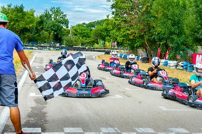La Calmette Karting - Ligne de départ