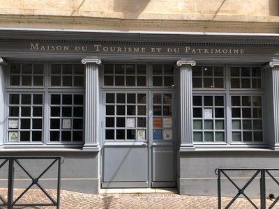 Entrée de l'Office de Tourisme