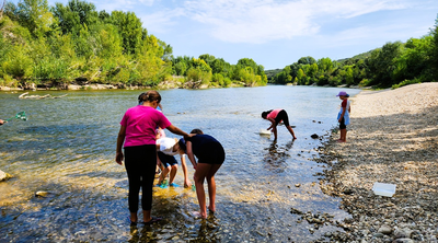 Les pieds dans l'eau