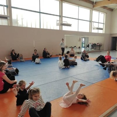 Atelier - Yoga (parents - enfants)_Saint-Quentin-la-Poterie