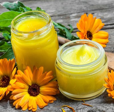 Créer votre propre baume à base de plantes