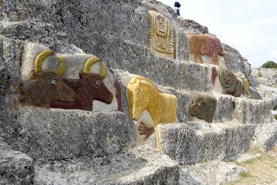 Roches sculptées Garrigues Ste Elalie