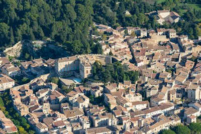 Aramon vue aérienne