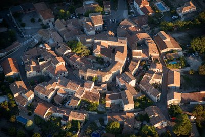 Vue aérienne du village d'Aigremont