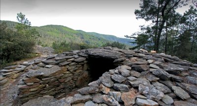 Dolmens et tumulus à Soustelle_Soustelle